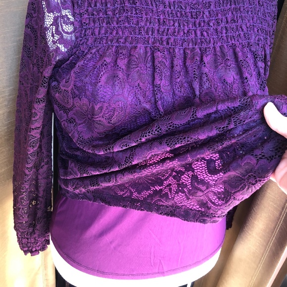 Cable & Gauge Purple Lined Lace Blouse - Picture 2 of 8